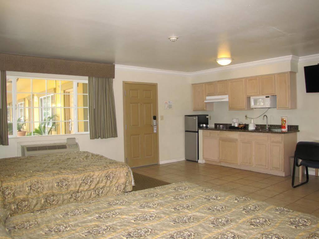 Rodeo Lodge Clovis Exterior foto